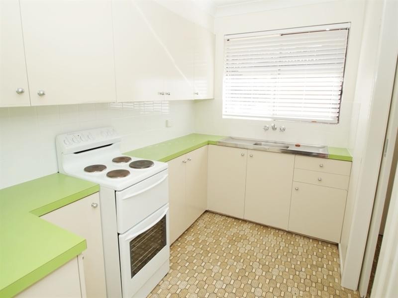 1/12 Joan Place, Armidale NSW 2350