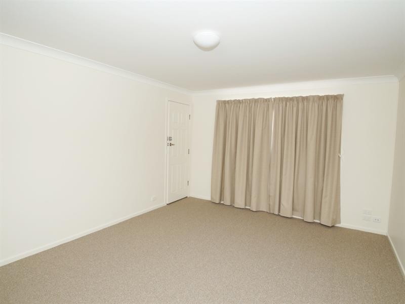1/12 Joan Place, Armidale NSW 2350