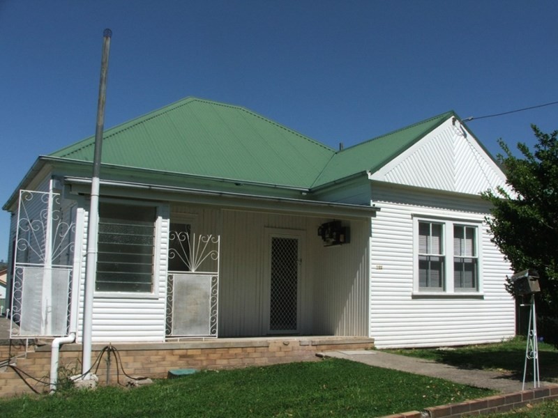 2/102 Jeffrey Street, Armidale NSW 2350