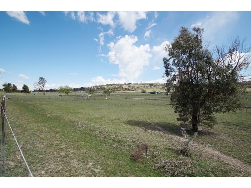 36 Dangarsleigh Road, Armidale NSW 2350