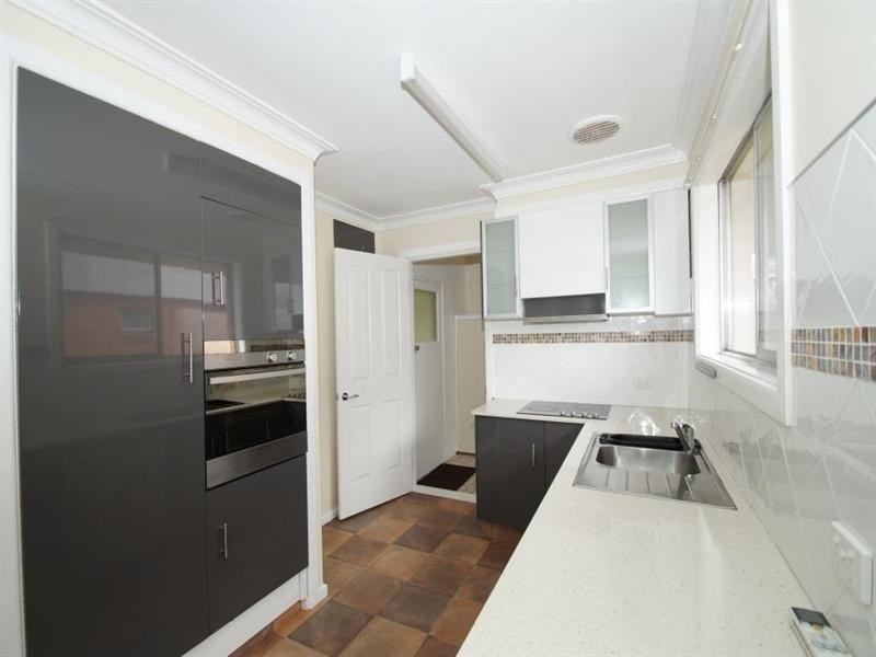 2 Hawke Street, Armidale NSW 2350