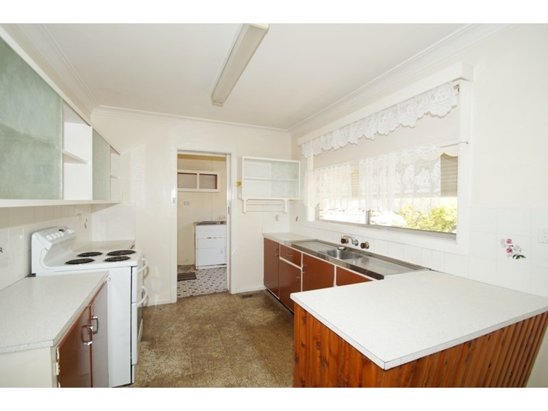 8 Curtis Street, Armidale NSW 2350