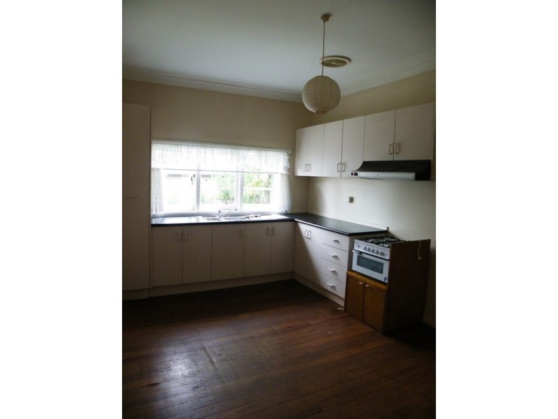 4 West Avenue, Armidale NSW 2350