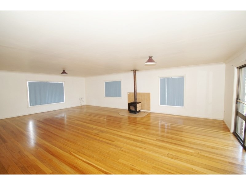 15 Wigan Avenue, Armidale NSW 2350