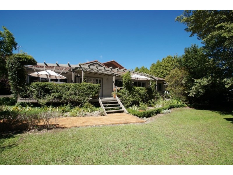 126-130 Ross Street, Armidale NSW 2350