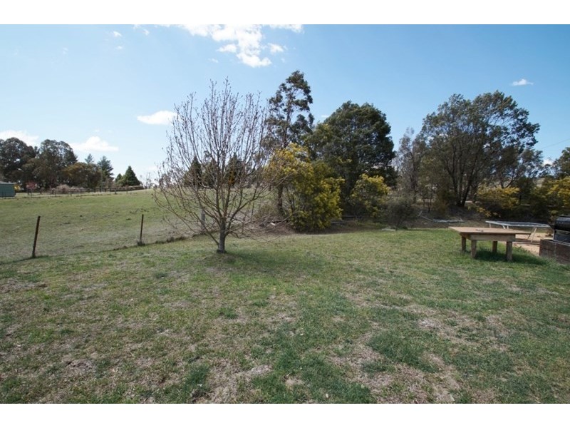 36 Dangarsleigh Road, Armidale NSW 2350