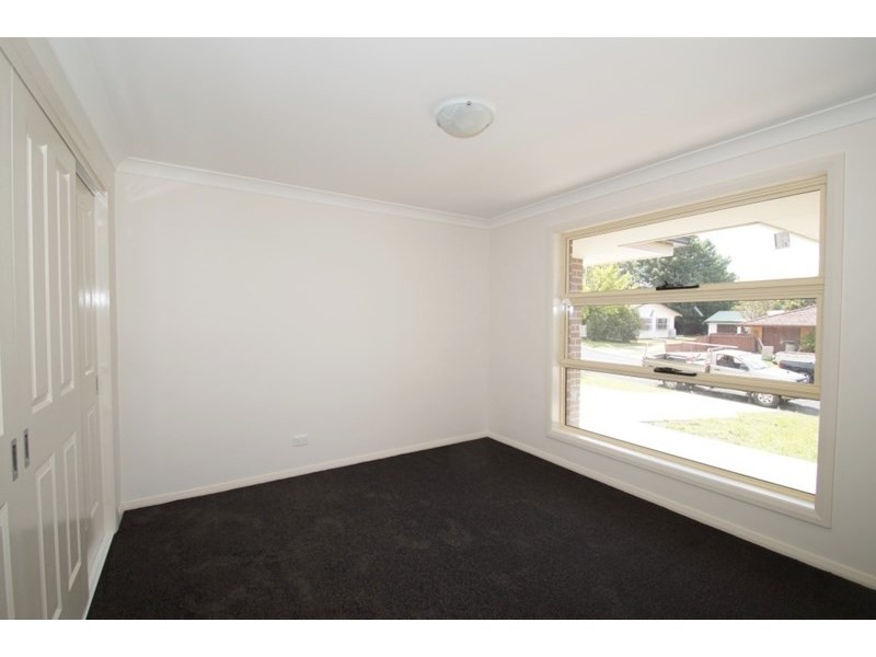 18 Moyes Street, Armidale NSW 2350