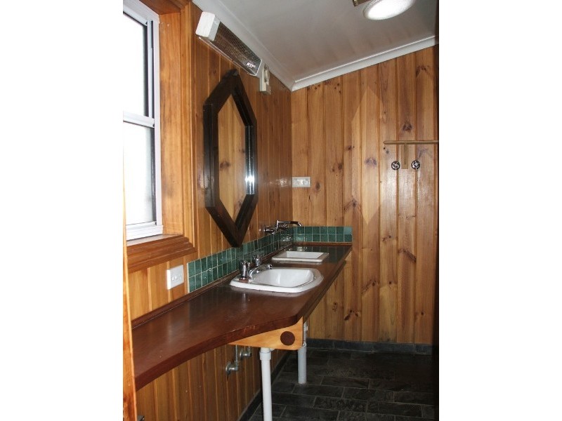 21 Marsh Street, Armidale NSW 2350