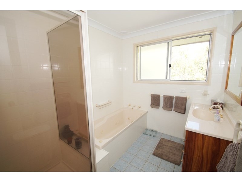 12 Wattle Drive, Armidale NSW 2350