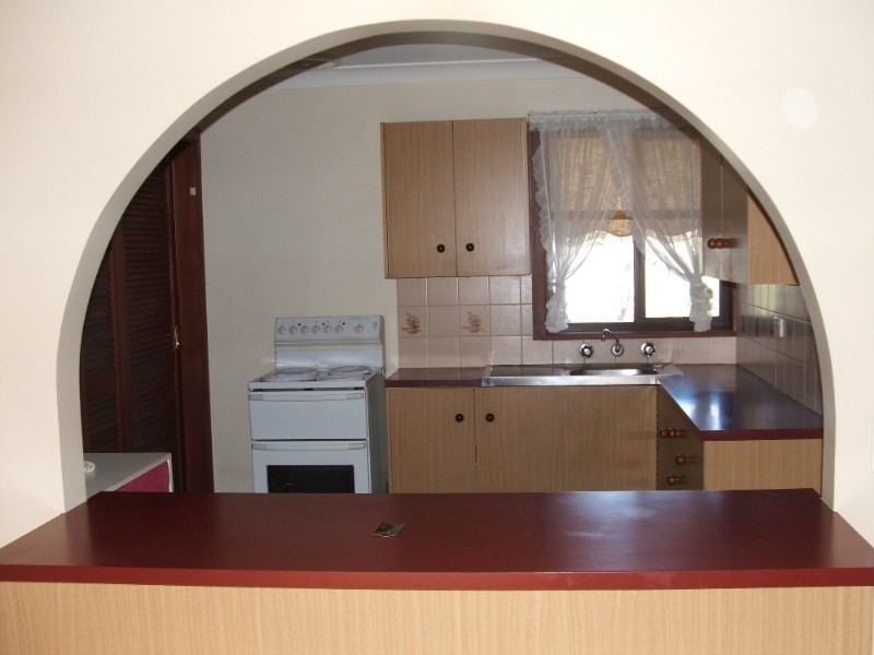 18 Barry Street, Armidale NSW 2350