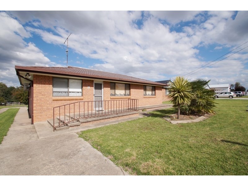 5 McGregor Street, Uralla NSW 2358
