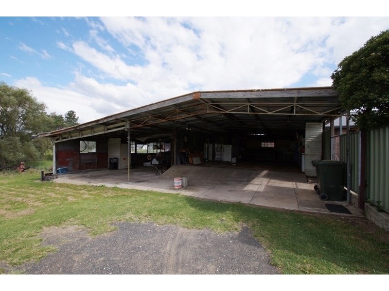 5 McGregor Street, Uralla NSW 2358