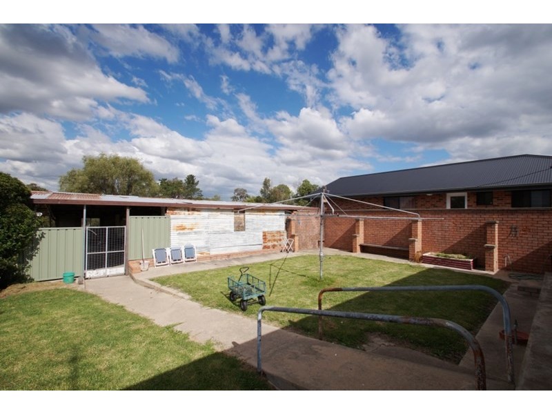 5 McGregor Street, Uralla NSW 2358