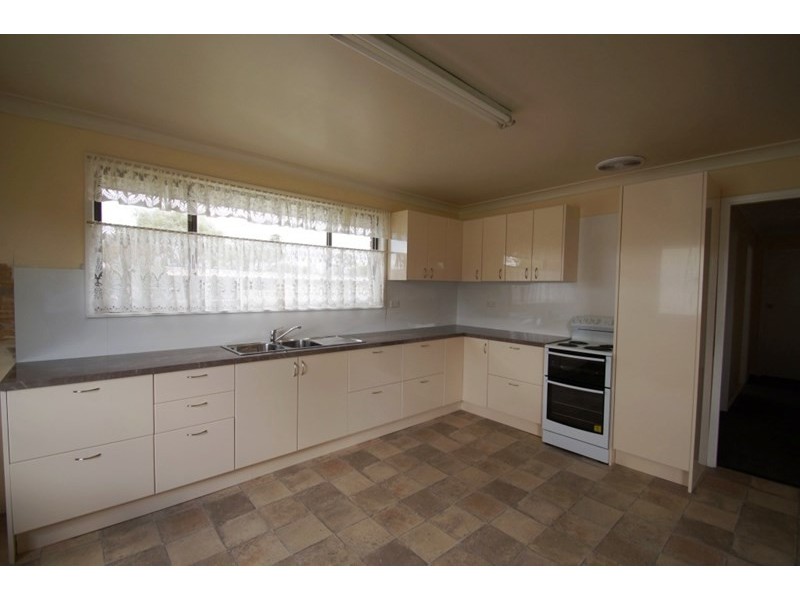 5 McGregor Street, Uralla NSW 2358