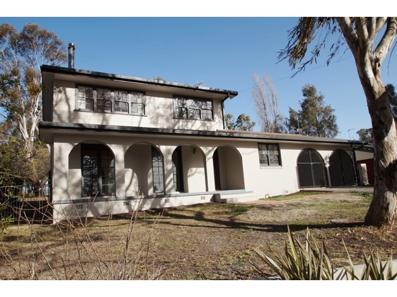 46 Uralla Road, Armidale NSW 2350