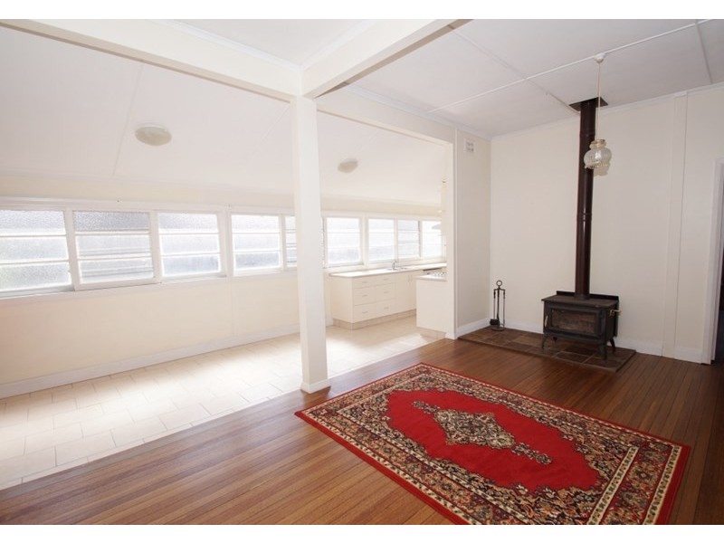 40 Marsh Street, Armidale NSW 2350