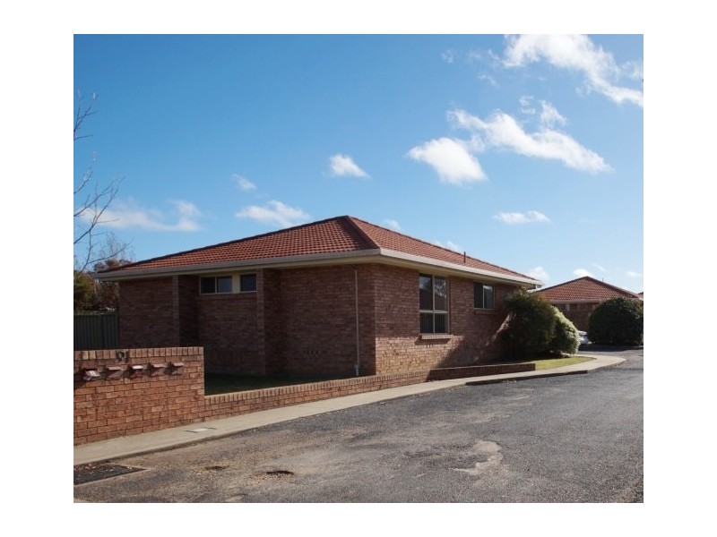 1/91 Queen Elizabeth Drive, Armidale NSW 2350