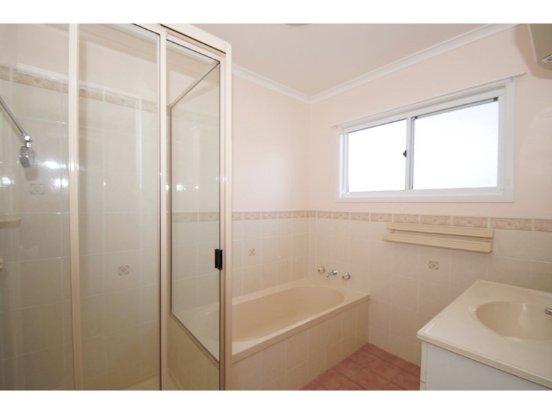 9 Depot Road, Uralla NSW 2358