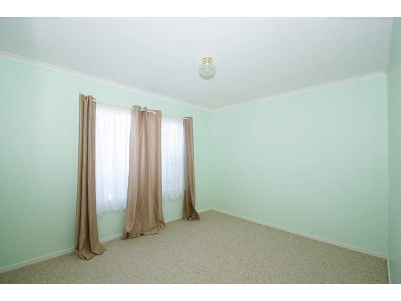 9 Depot Road, Uralla NSW 2358