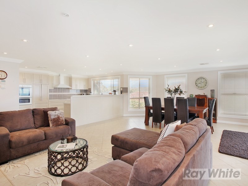 18 McCarthy Crescent, Armidale NSW 2350