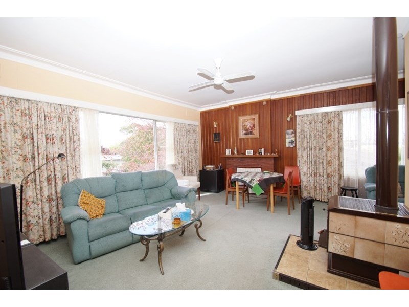 110 Newton Street, Armidale NSW 2350