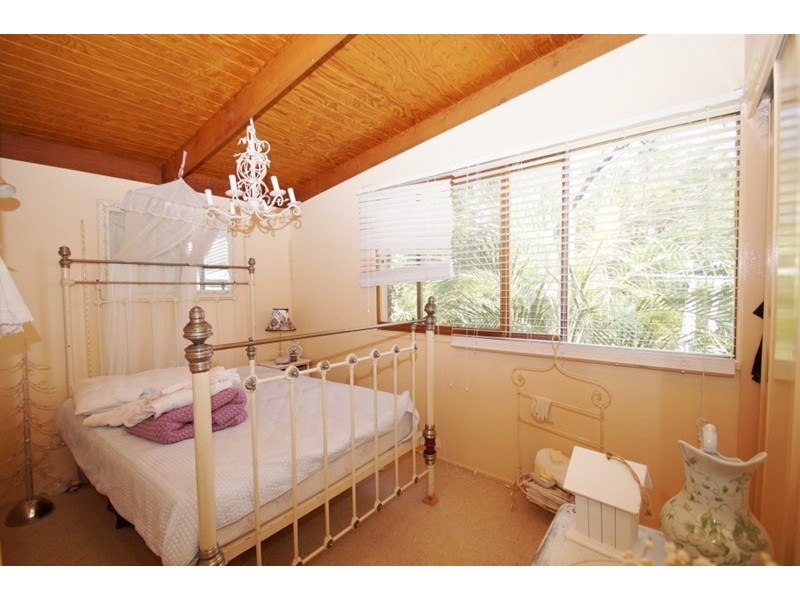 13 Burgess Street, Armidale NSW 2350