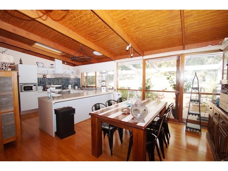 13 Burgess Street, Armidale NSW 2350