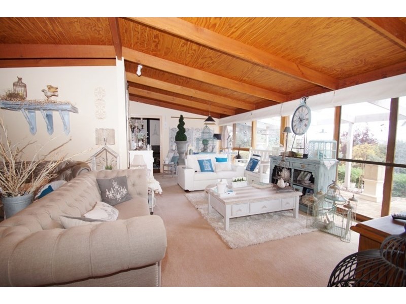 13 Burgess Street, Armidale NSW 2350