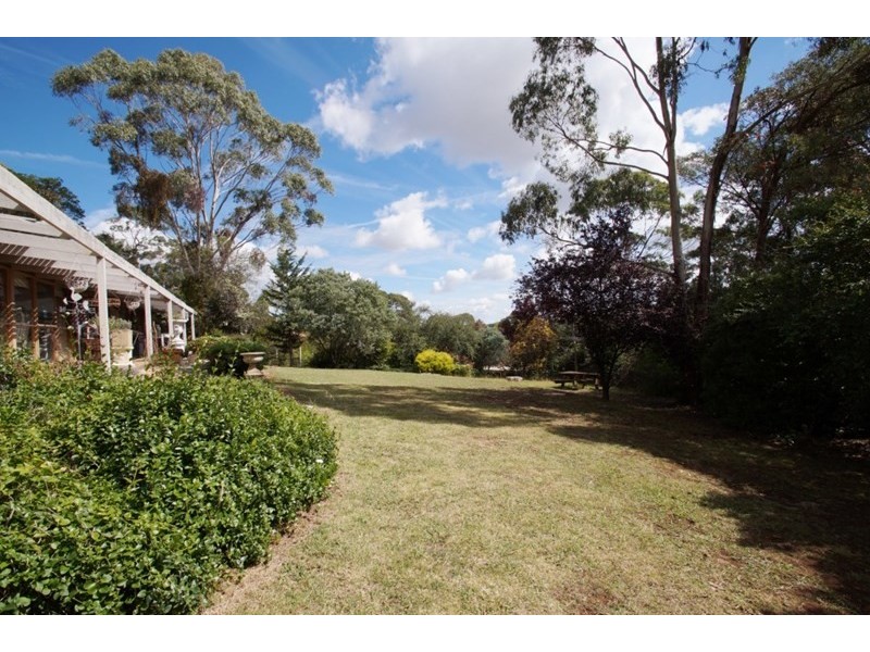 13 Burgess Street, Armidale NSW 2350
