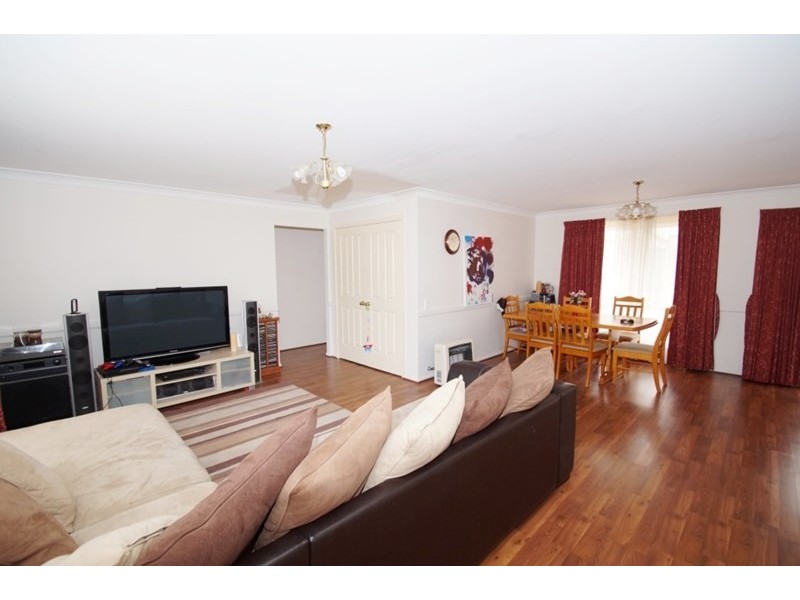 32-34 Norris Drive, Armidale NSW 2350