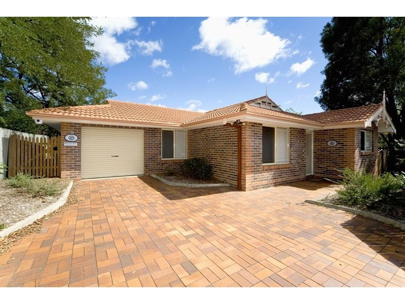 2/156 Marsh Street, Armidale NSW 2350