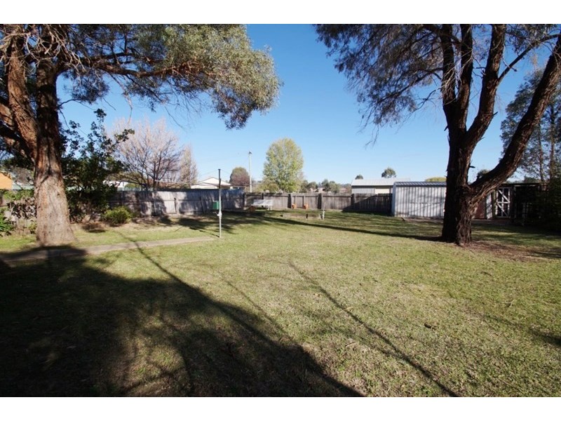 26 Wigan Avenue, Armidale NSW 2350