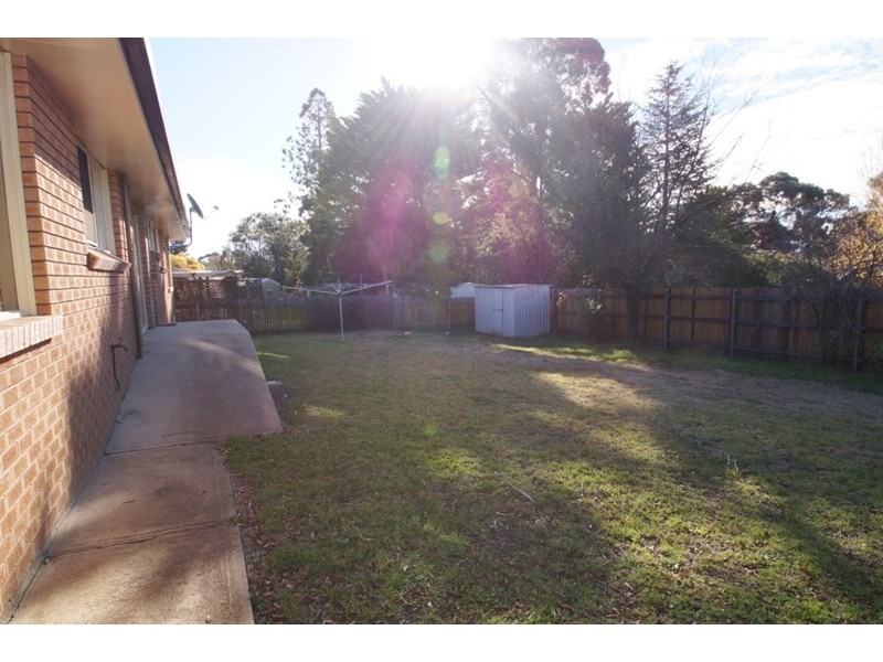 9 Robina Crescent, Armidale NSW 2350
