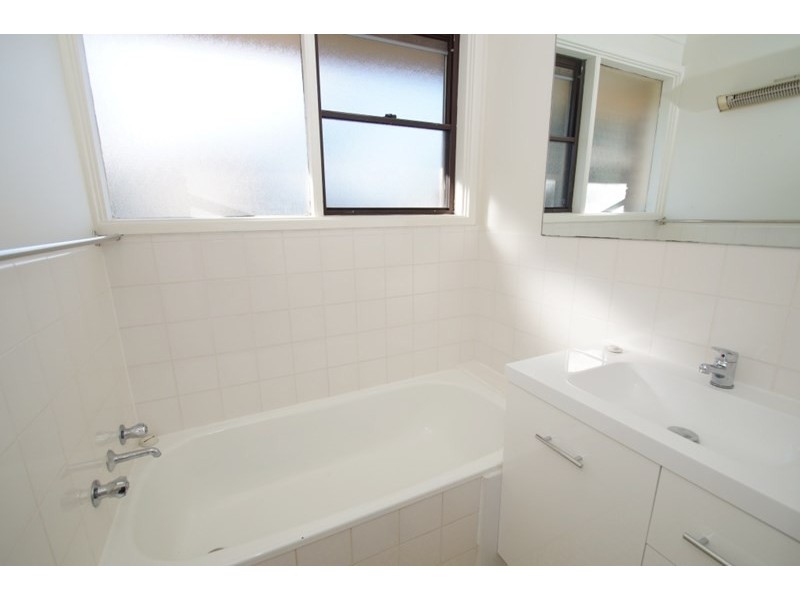 9 Robina Crescent, Armidale NSW 2350