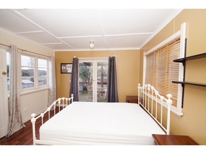 209 Dumaresq Street, Armidale NSW 2350