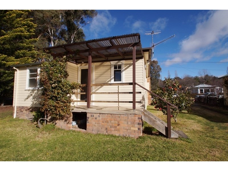 165 Mossman Street, Armidale NSW 2350