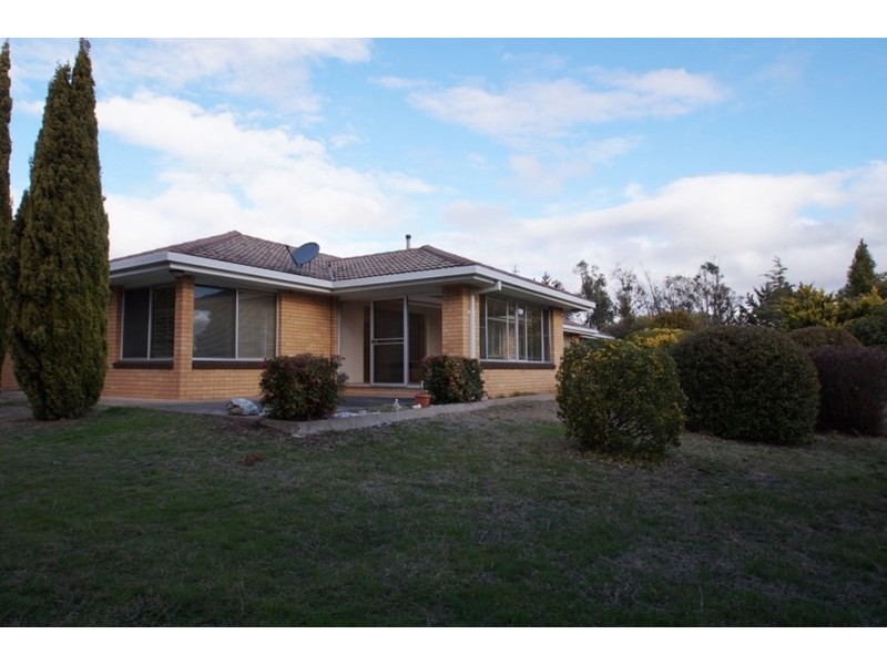111 Cookes Road, Armidale NSW 2350