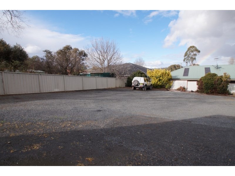 1/11 Marsh Street, Armidale NSW 2350