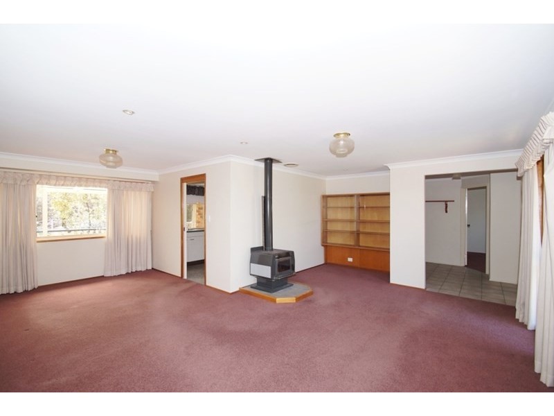 35 Ash Tree Drive, Armidale NSW 2350