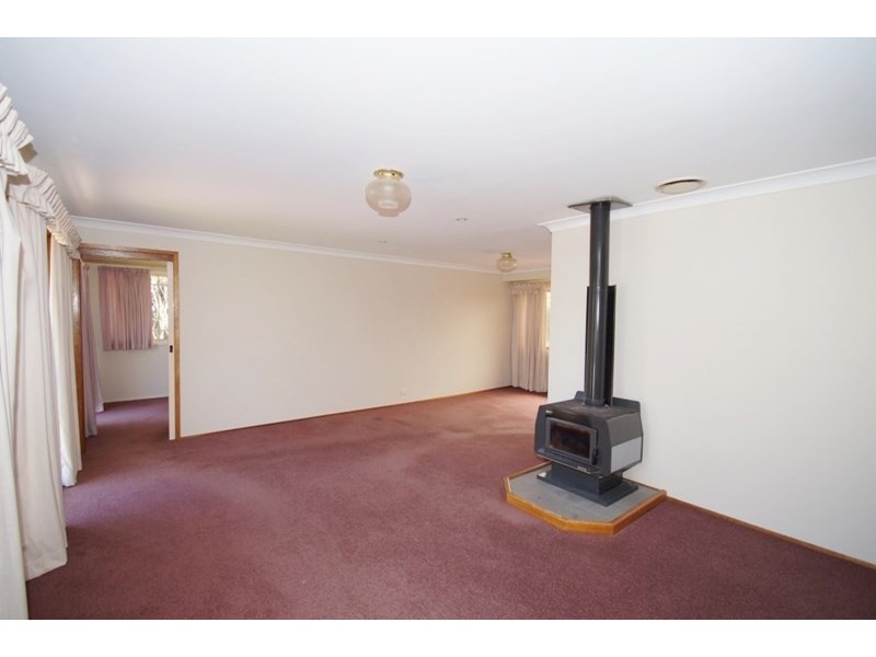 35 Ash Tree Drive, Armidale NSW 2350