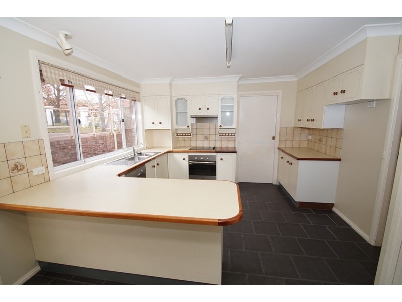37 Gordon Street, Armidale NSW 2350