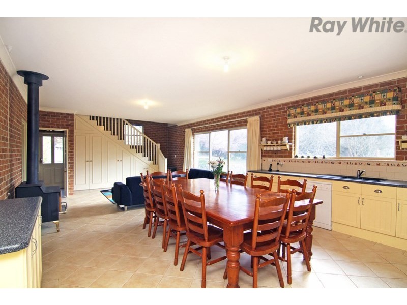 29 Lynland Drive, Armidale NSW 2350