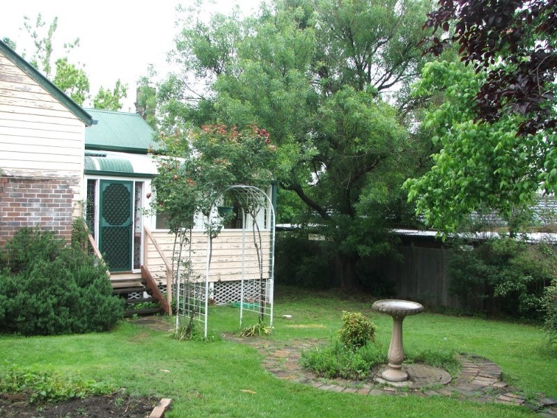 60 Markham Street, Armidale NSW 2350