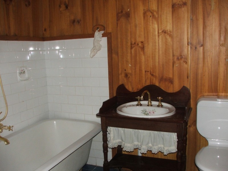 60 Markham Street, Armidale NSW 2350