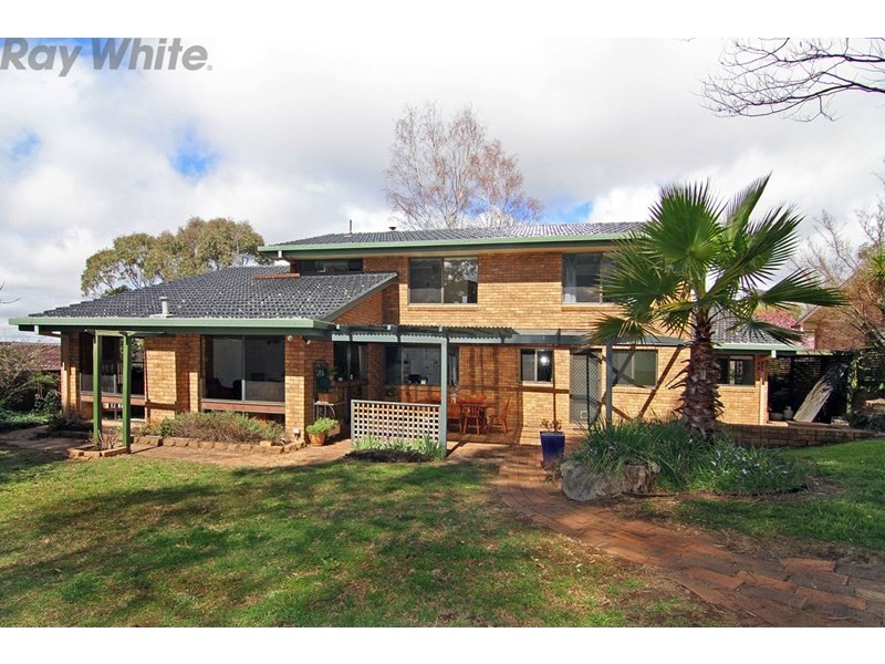13 Stewart Crescent, Armidale NSW 2350