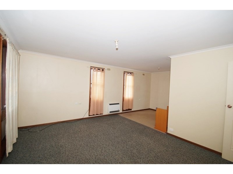 2 Bailey Crescent, Armidale NSW 2350
