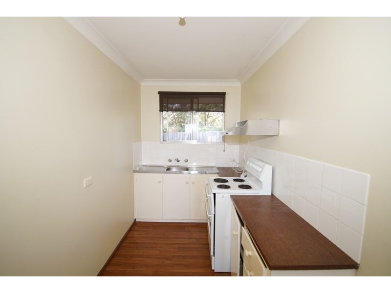 1/12 College Avenue, Armidale NSW 2350