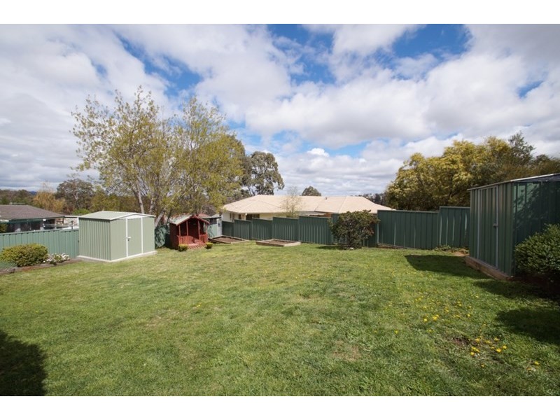 42 Norris Drive, Armidale NSW 2350