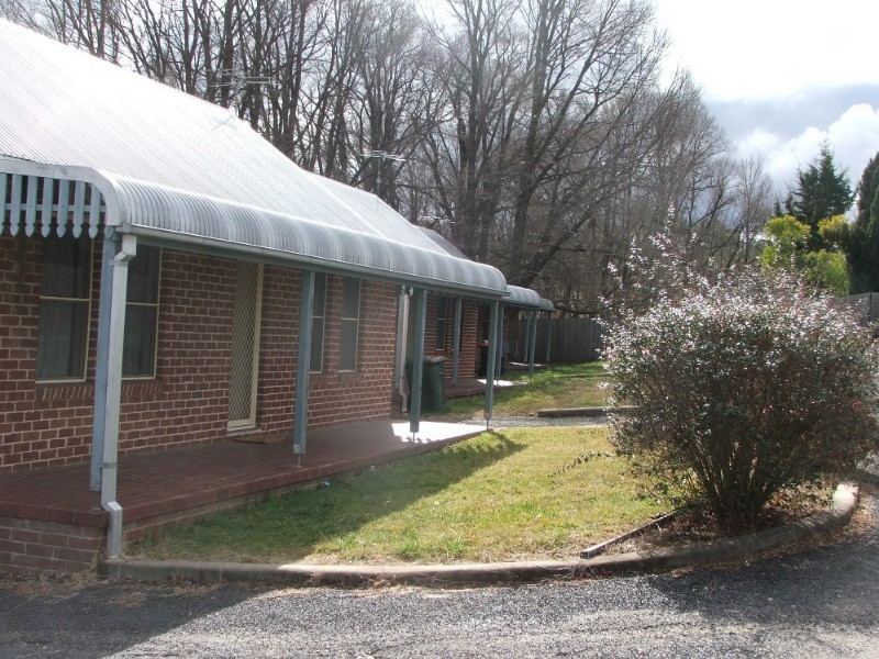 10 Milson Place, Armidale NSW 2350