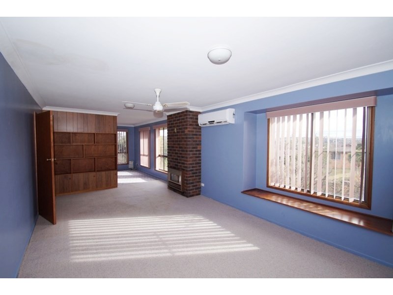 7 Hughes Place, Armidale NSW 2350